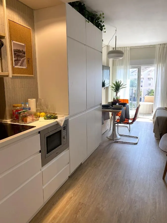 Minerva Estudio Suite White Jasmine, Beach And Pool Benalmadena Apartment