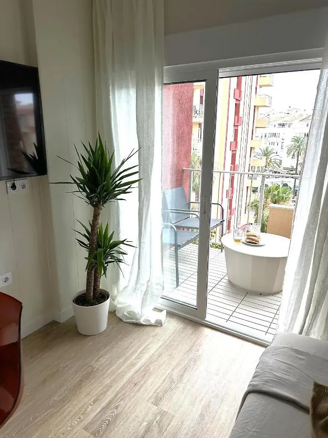 Minerva Estudio Suite White Jasmine, Beach And Pool Benalmadena Apartment